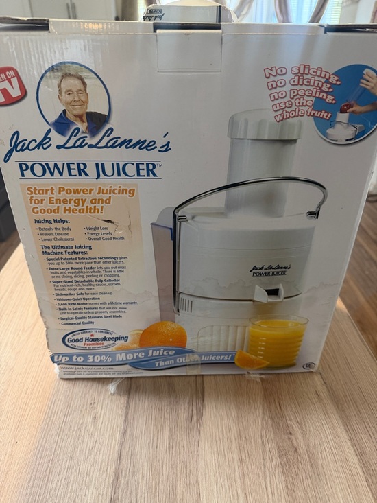 - White - Picture 1 of 5